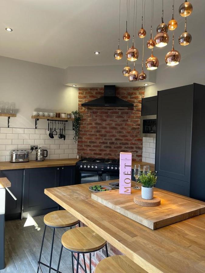 Town Center Cottage With Hot Tub Morpeth Exterior foto